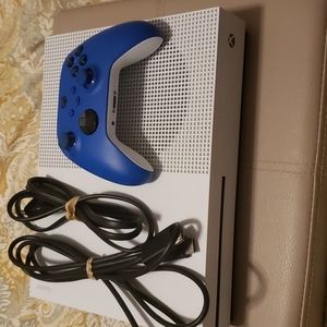 Xbox one s and series x controller